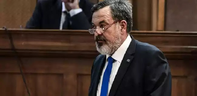 Δικηγόρος Χ.Παππά: «Δεν υπάρχει ποινή για φυγόποινο αλλά για αυτόν που τον υποθάλπει» Δικηγόρος Χ.Παππά: «Δεν υπάρχει ποινή για φυγόποινο αλλά για αυτόν που τον υποθάλπει»