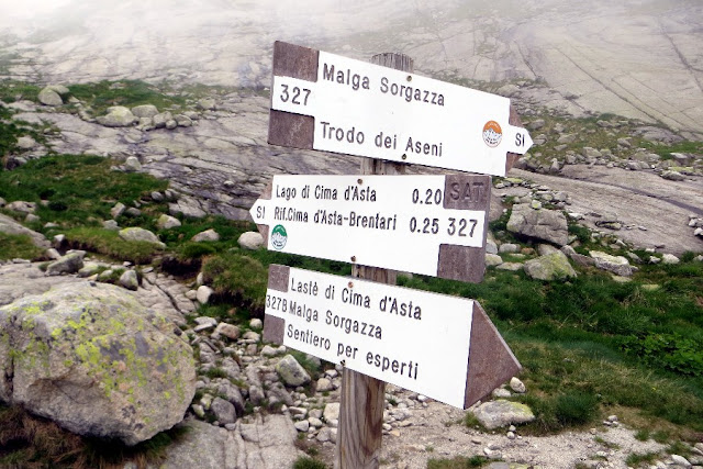 escursione lago rifugio cima d'asta