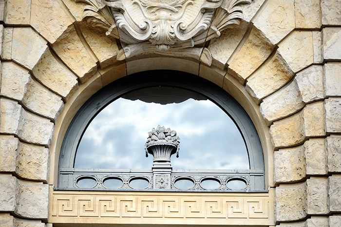 Sea Of Teal Simplicity 8175 Urban Safari My Diy Capsule