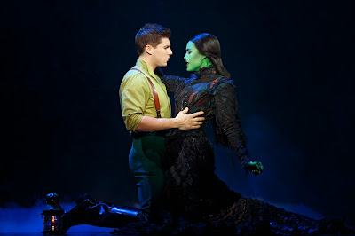 Flying High, a Wicked Fan Site!: Wicked Breaks Chicago Box-Office Record!