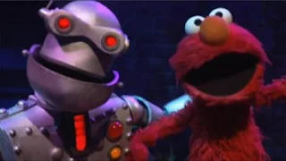 Elmo and Memorybot sing Do the Robot. Sesame Street The Best of Elmo 2