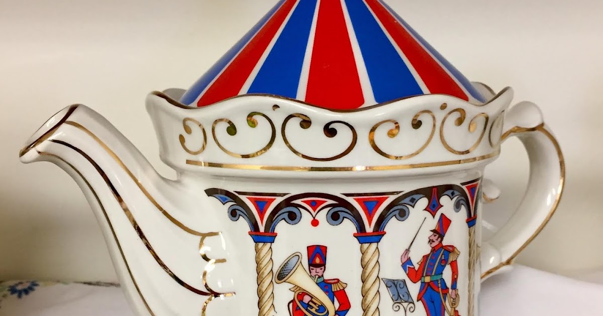 Strictly Oompah Tea for tuba my favorite tea pot!