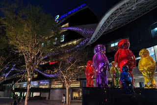 Singapur, Orchard Road, Plaza Singapura. Singapur, Orchard Road, Plaza Singapura.
