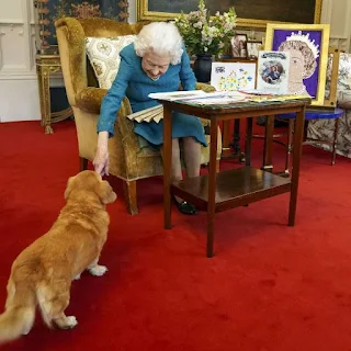 Queen Elizabeth II and candy