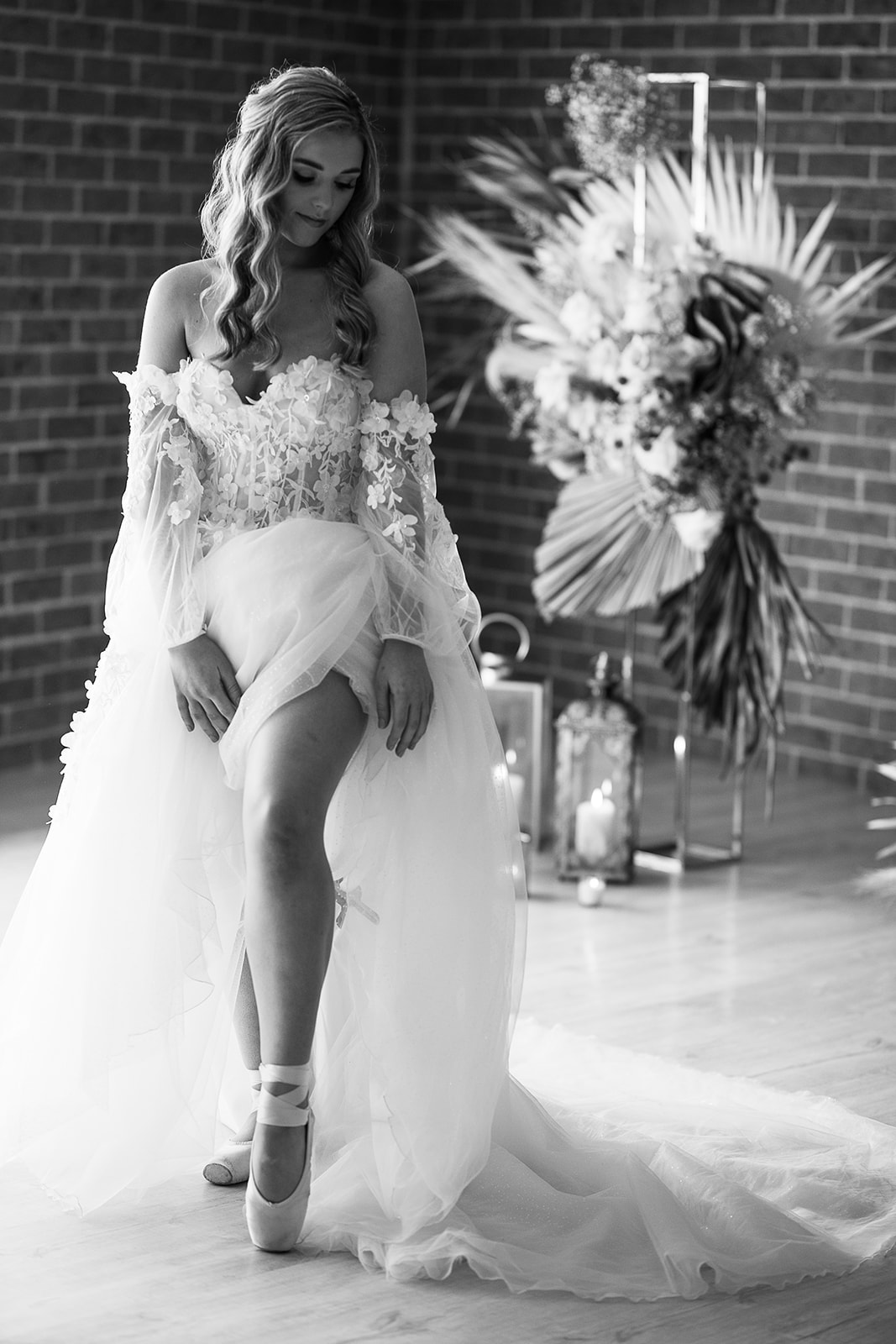 jennifer burch photography central coast weddings nsw bridal gowns floral design pinic setup cake