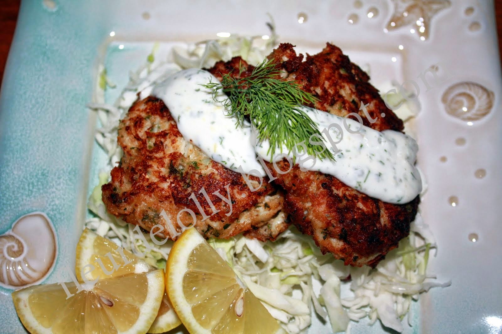 Fleur de Lolly Crab Cakes with Lemon Dill Sauce