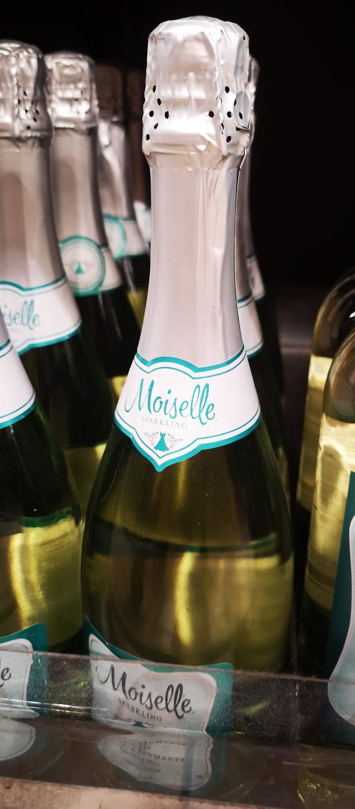 Moiselle Sparkling Moscato Wine (Aldi)