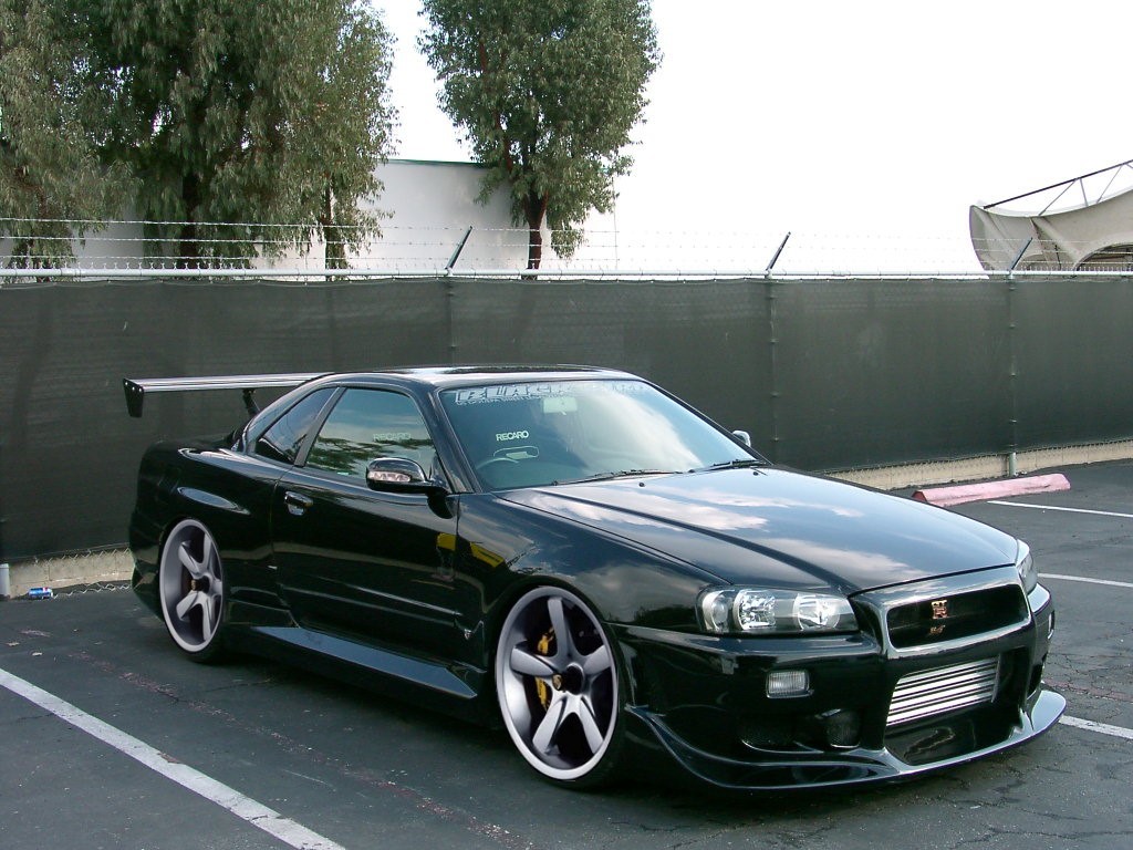 Picture of nissan skylines #2