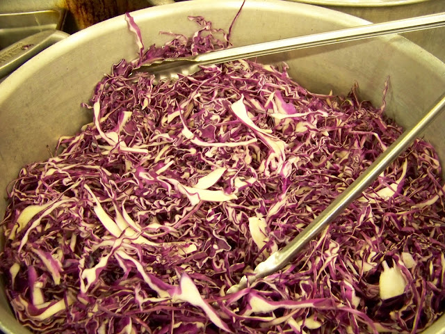 Red Cabbage in the pot, cooking