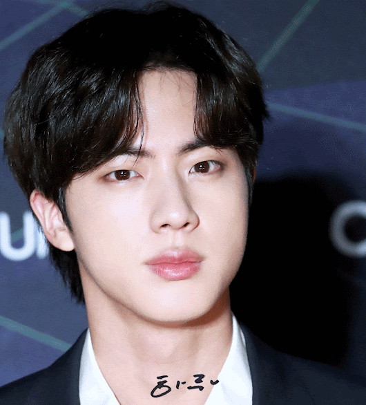 Miliki Kulit Wajah yang Bagus dan Mulus Meski Tanpa Riasan, Empat Idol Pria Ini Membuat Netizen Iri 2 1
