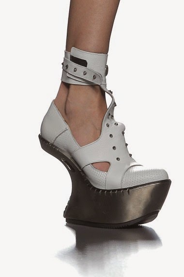 leyrevaliente-elblogdepatricia-shoes-trendalert-uglyshoes-calzado-calzature-scarpe