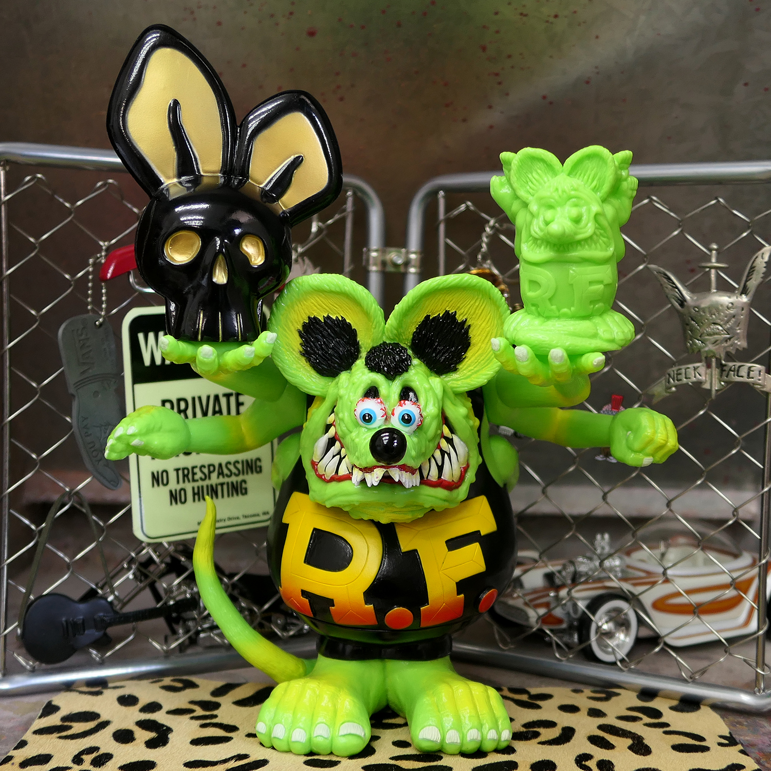 BlackBook Toy MxMxM x Ratfink 阿修羅ラットフィンク - アメコミ