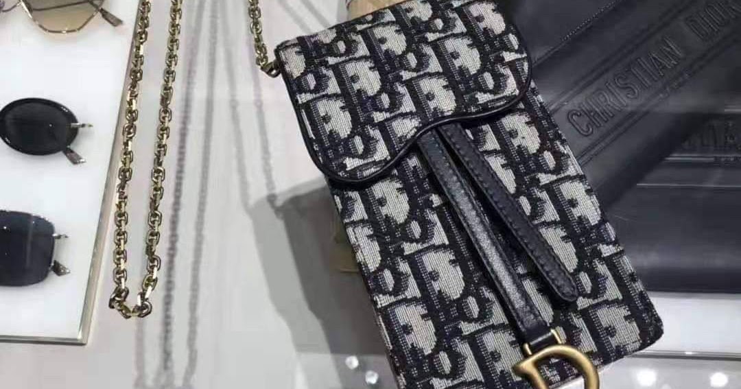 ร้าน MILKYWAY LUXURY (HiEnd Grade Only) CHRISTIAN DIOR PHONE HOLDER