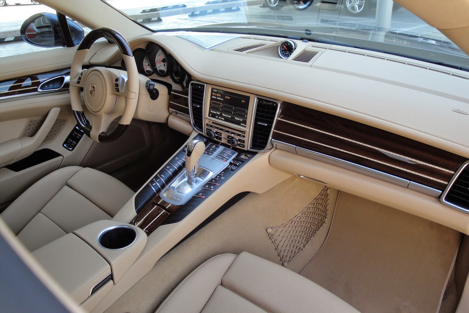 Panamera 970 салон