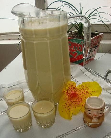 Rompope de Almendra (Receta de la Abuela Grace Margarita)