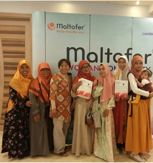 Bersama teman-teman Bersama teman-teman