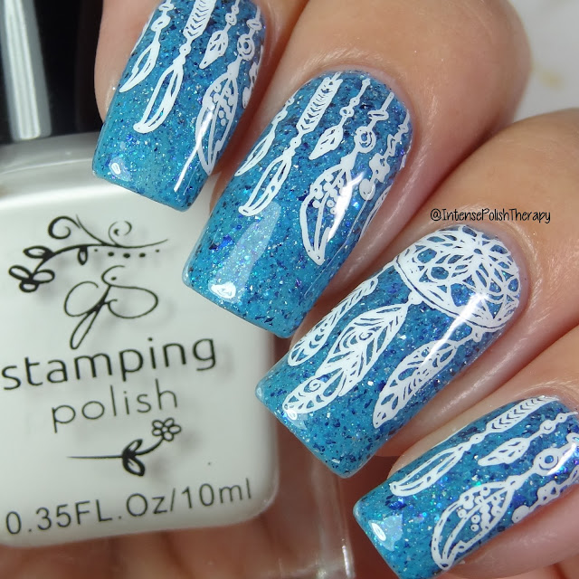 White Dreamcatcher & Feather manicure White Dreamcatcher & Feather manicure