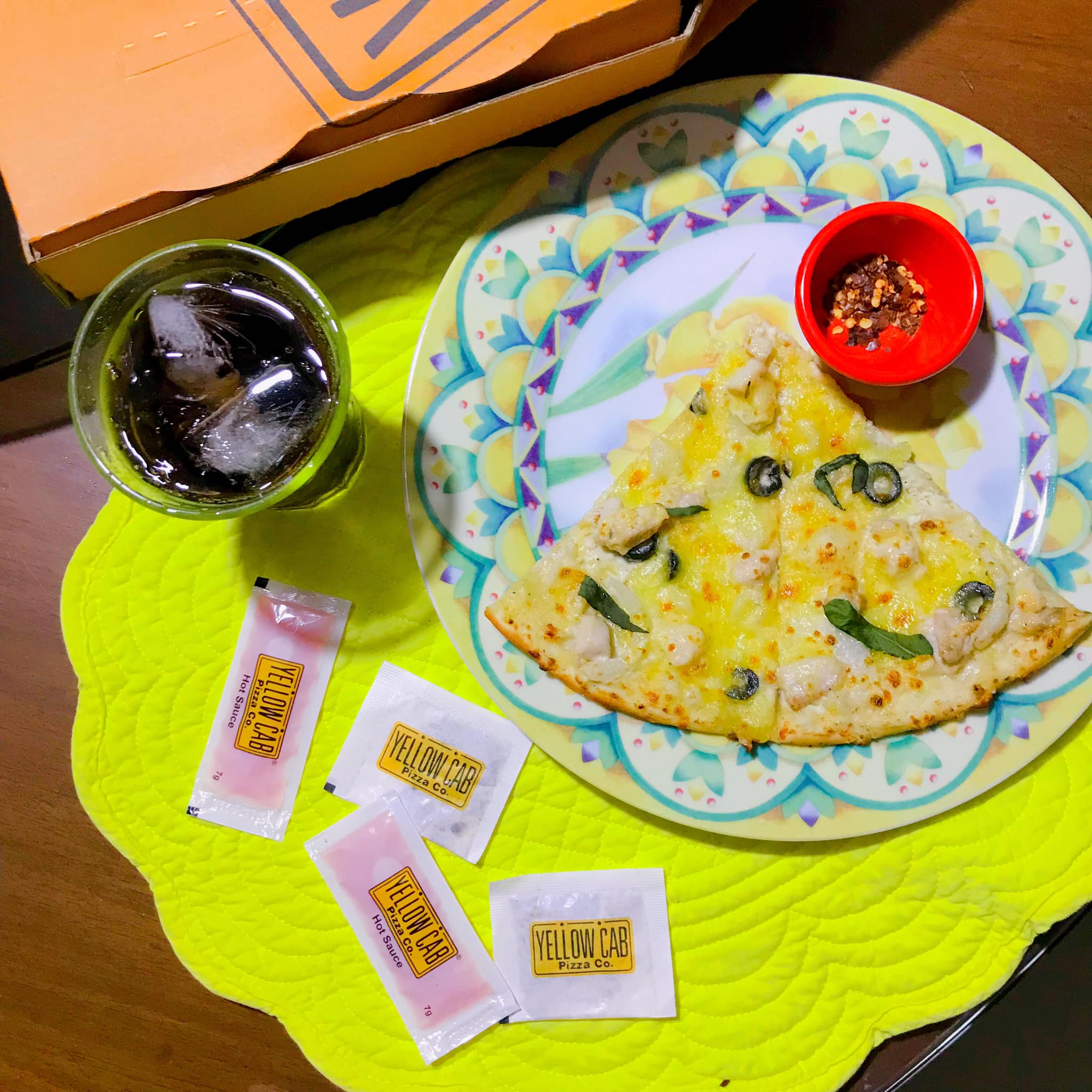 Yellow Cab Chicken Alfredo Pizza