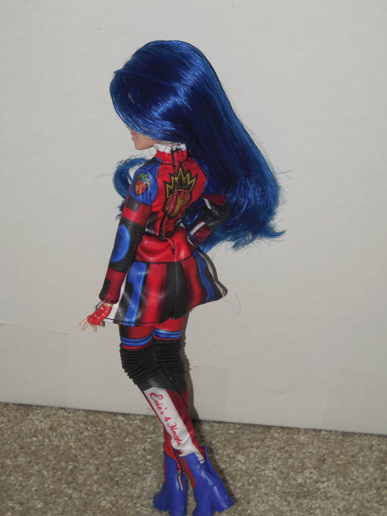 descendants good to be bad dolls