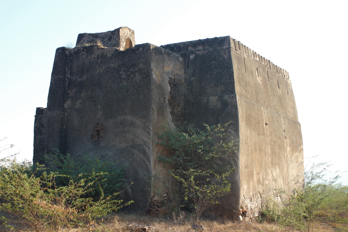 Journeys across Karnataka Arani fort