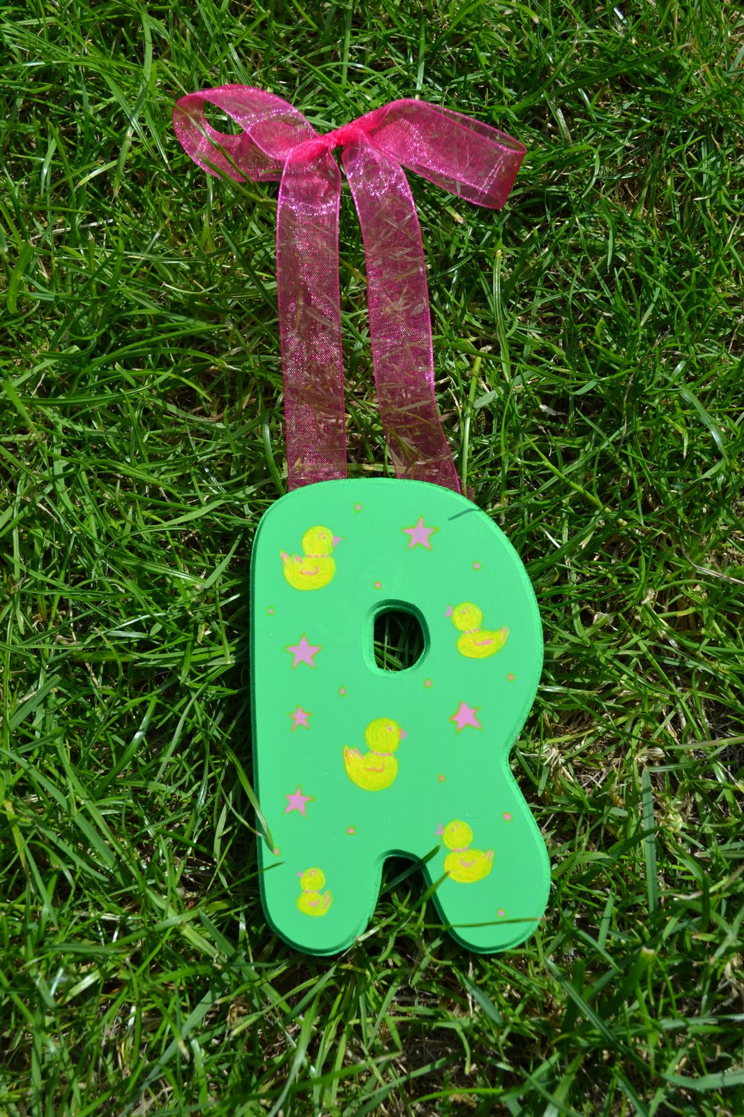 This, That and The Other Crafts Green wall letters / Letras de pared