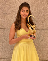 Pooja Hegde (Indian Actress) Biography, Wiki, Age, Height, Family, Career, Awards, and Many More