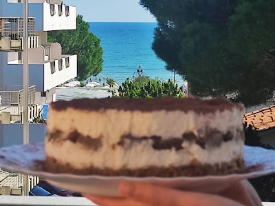 CHEESECAKE AL TIRAMISU' (senza uova)