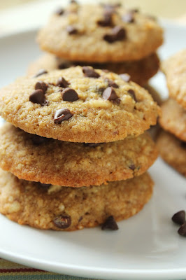 Low-Fructose Chocolate Chip Quinoa Cookies low-fructose chocolate chip cookies, quinoa flakes, quinoa flour, dextrose