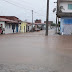 Chuva intensa provoca alagamento em Riachão do Jacuípe