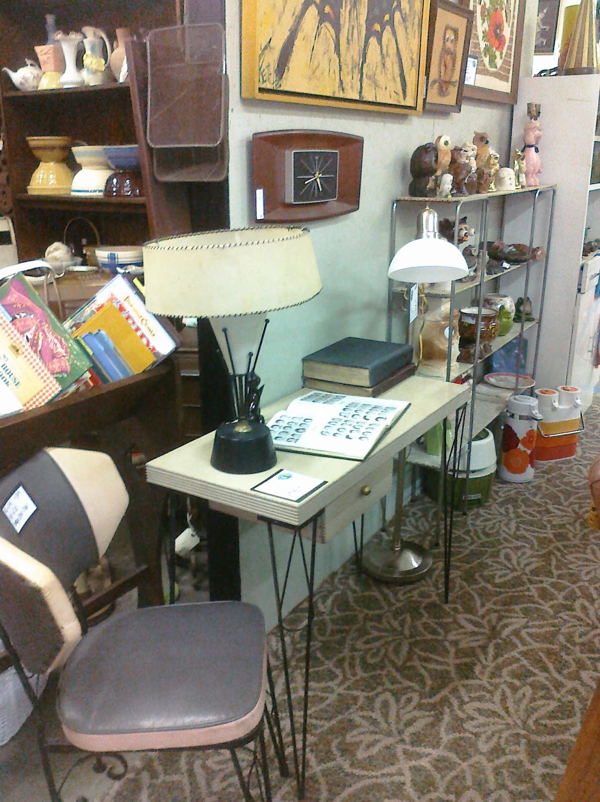 KitschyCool Vintage KitschyCool Home's New Look!