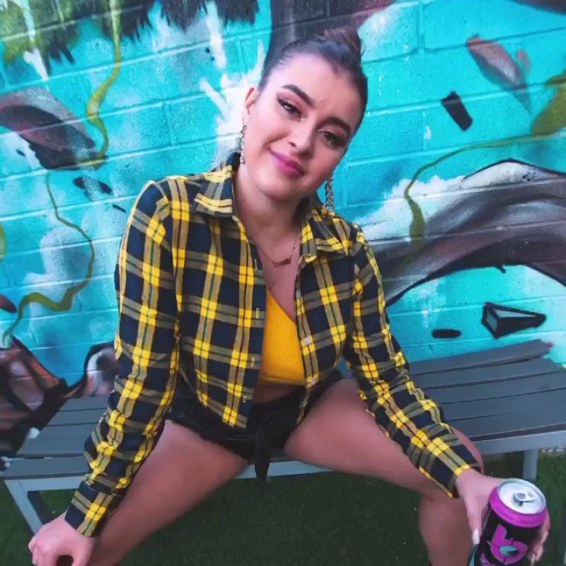 Kalani Hilliker – Social Media 10-21-2019 - RitzyStar