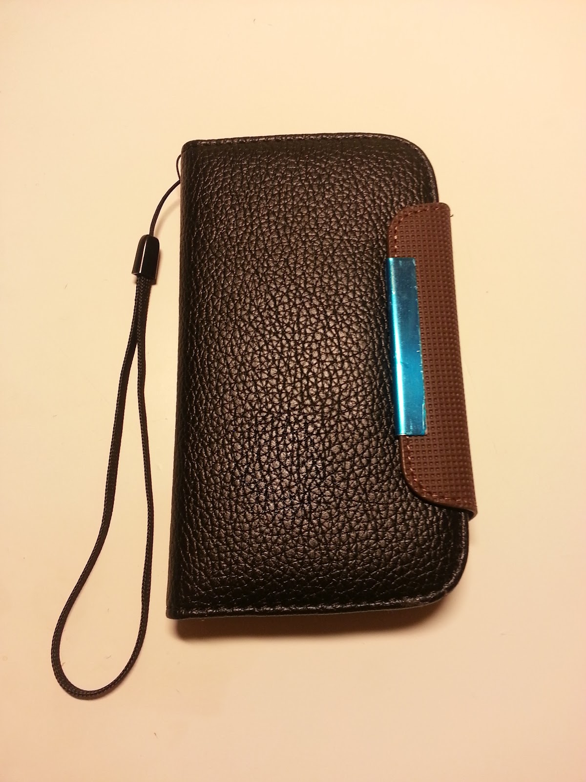 Samsung Galaxy S3 flip case (with card holder + strap) review and ...