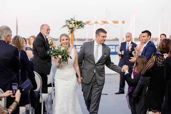 Annapolis Waterfront Hotel Wedding 2021 photographed by Heather Ryan Photography
