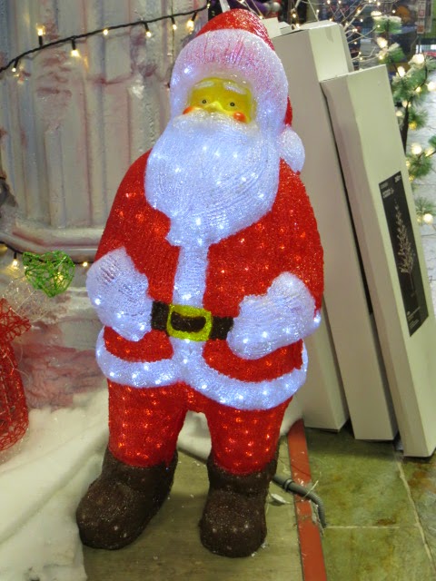 North West Images: Hayes Garden World: Christmas Display: Part 2 of 2