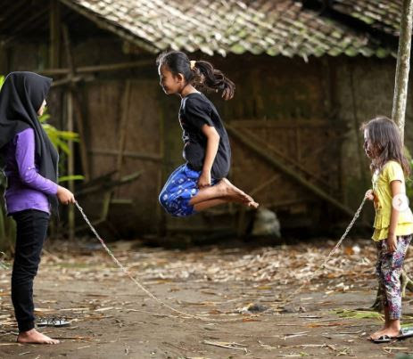 12 Permainan Tradisional Dari Jawa Tengah [ Disertai Aturan dan Cara