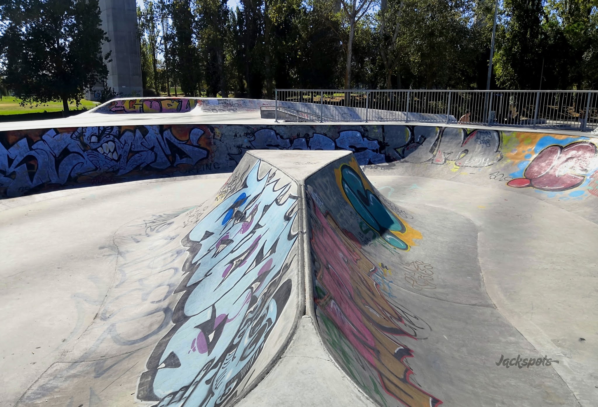 Le skatepark Expo de Lisbonne with a view Jackspots