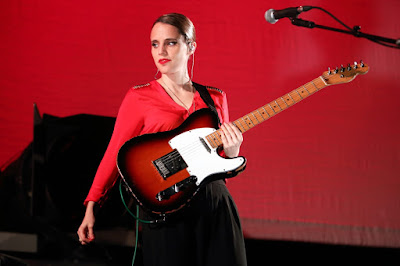 Anna Calvi Picture