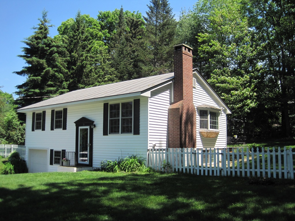 Upper Valley Real Estate