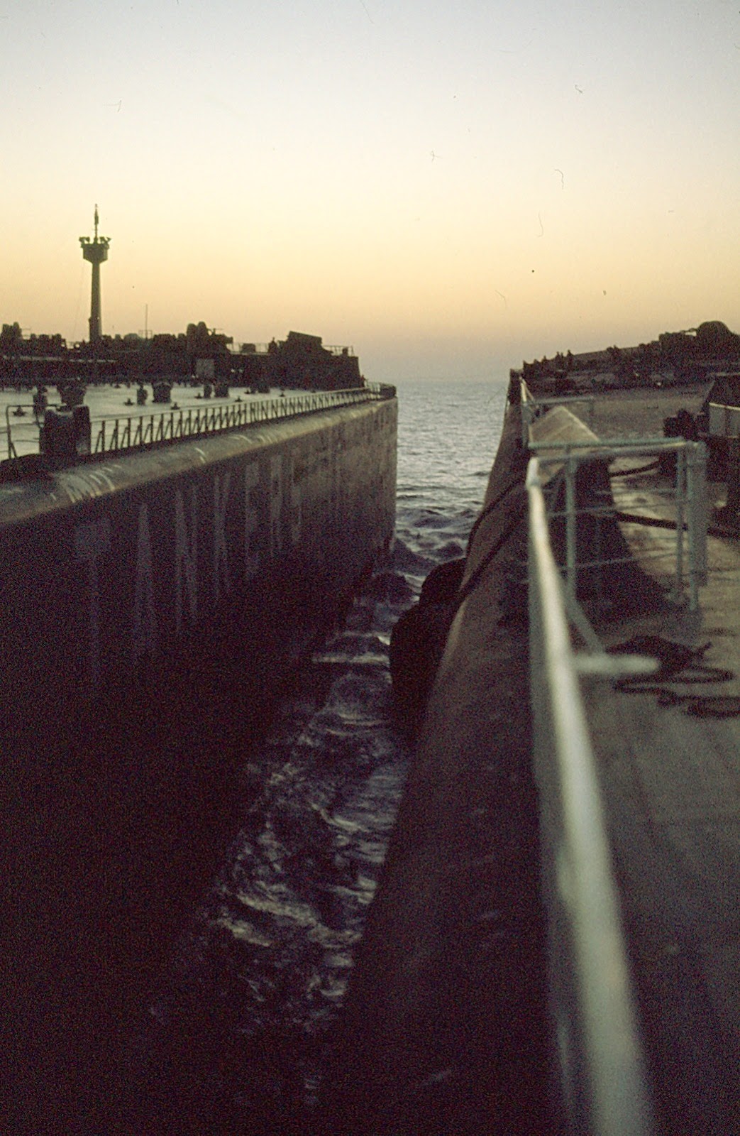 'ZIEN EN WETEN': LEPTON S.S. SHELL TANKERS B.V. (DEEL 1/3a)