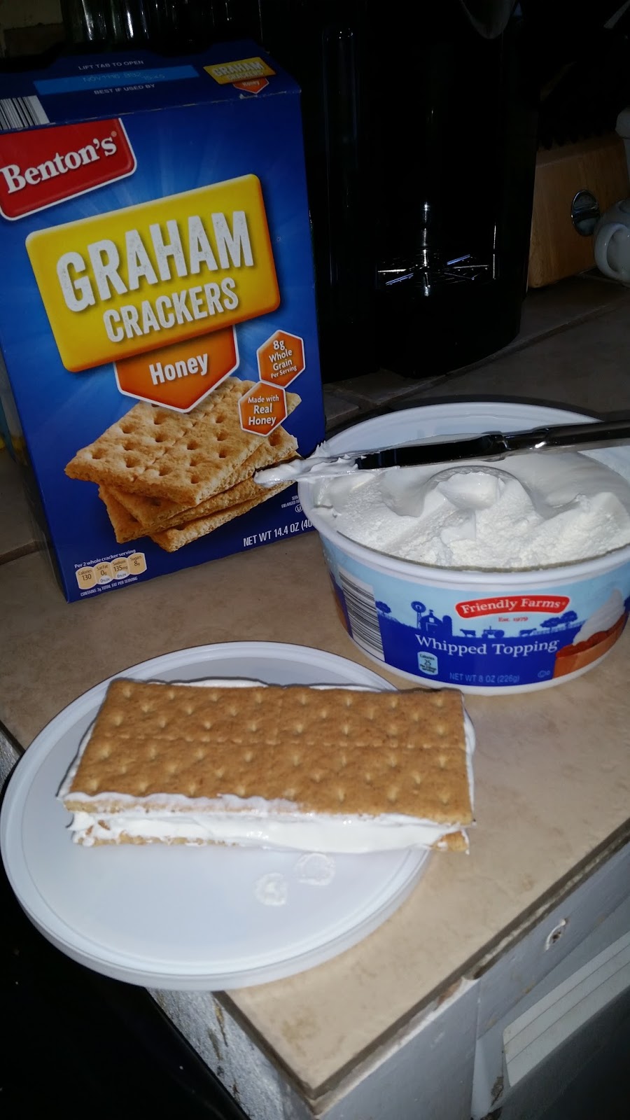 A Cool Summer Dessert Graham Cracker Ice Box Sandwiches Mommy's