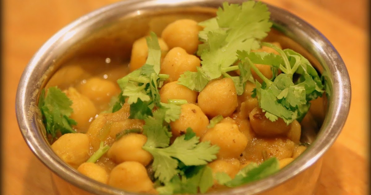 Aloo Chana (Potato & Garbanzo Beans Curry)