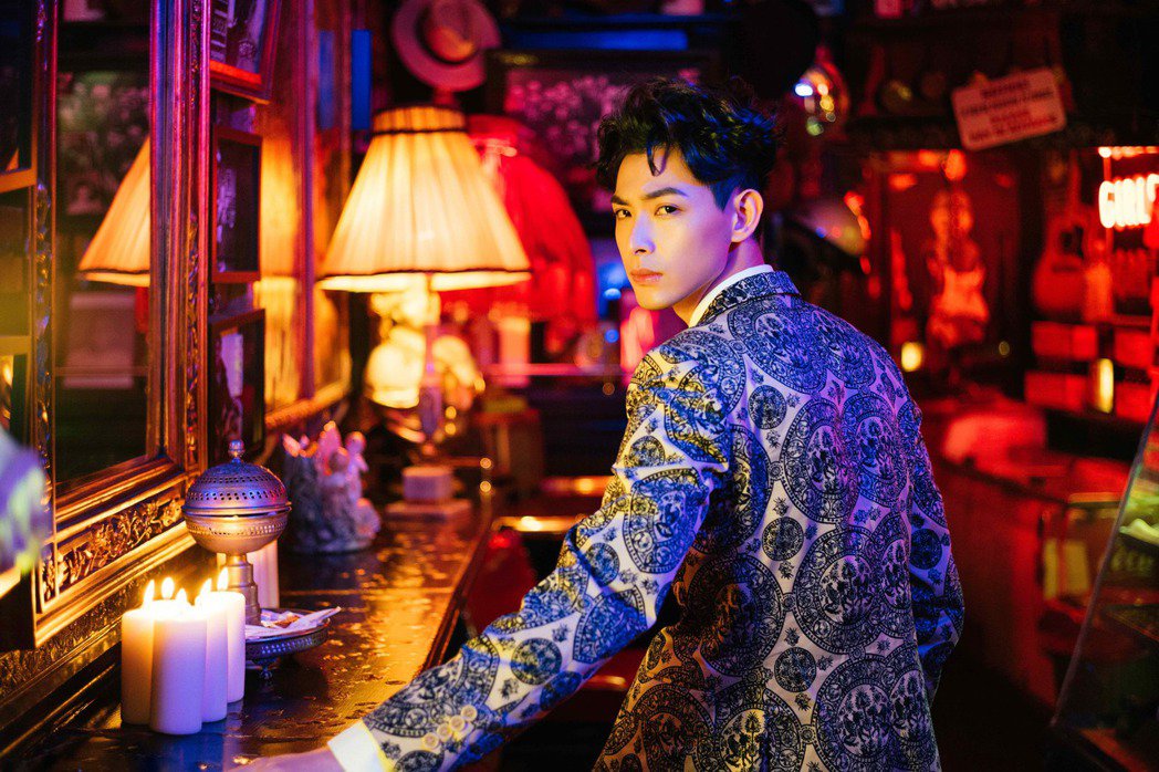 These Dramatic Days - An Asian Drama and Music Blog: Spotlight: Who is