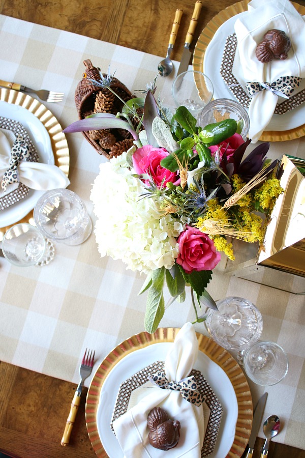 NEUTRAL (ISH) THANKSGIVING TABLE | Dimples and Tangles