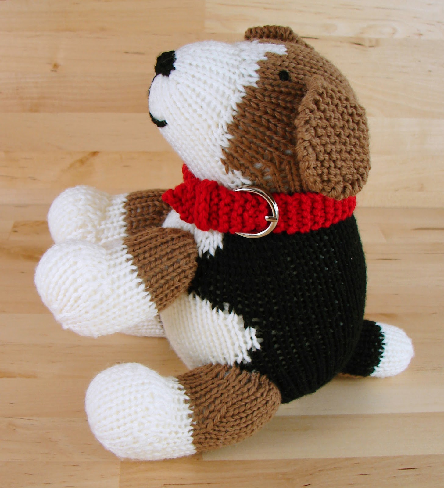 knit beagle dog toy stuffed pattern