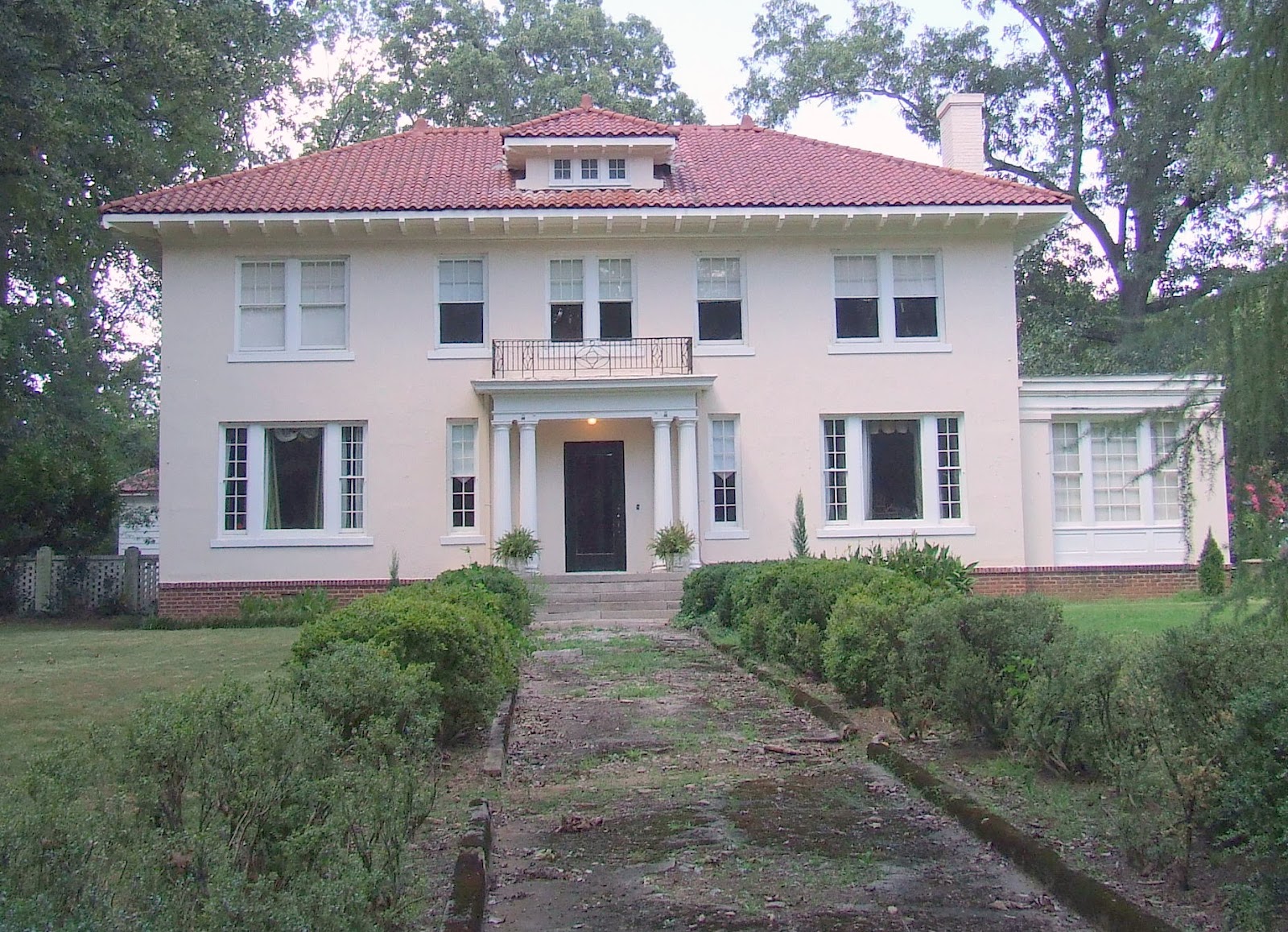 My Blue Cottage A Walk Down the Boulevard Anderson, SC