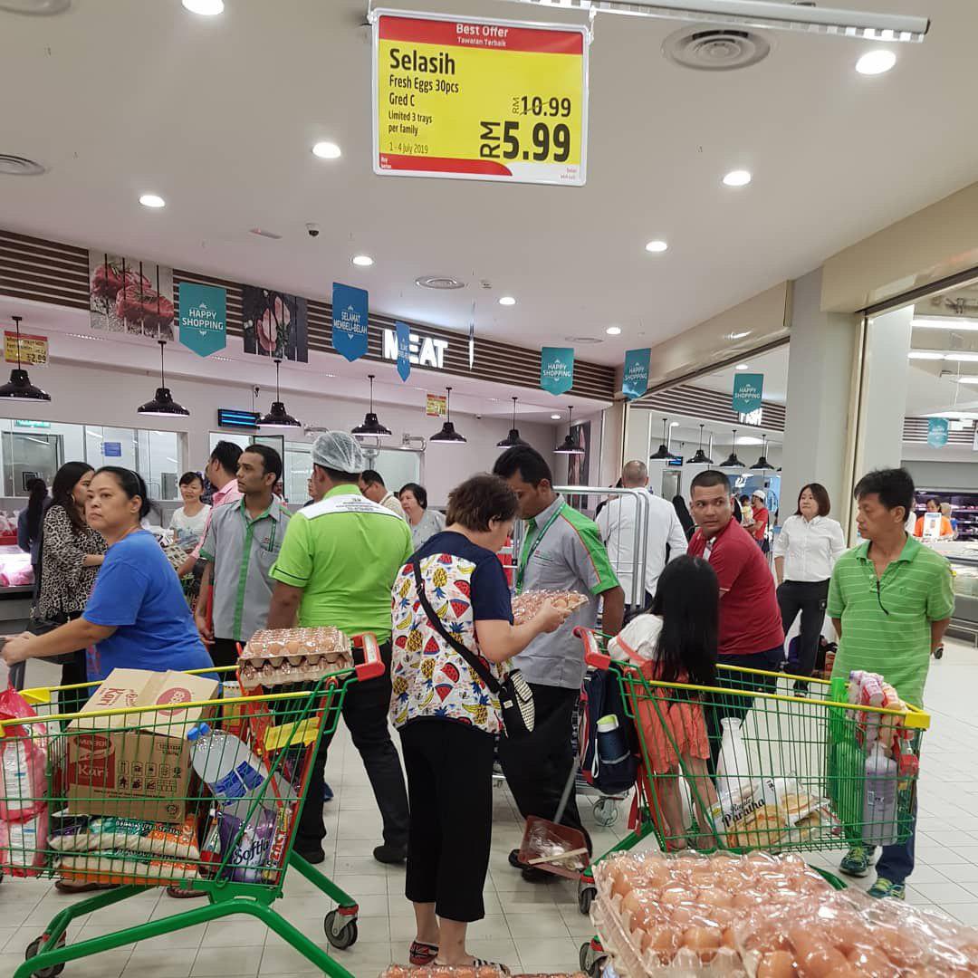 Middle east retail major lulu opens its Second Hypermarket in Malaysia