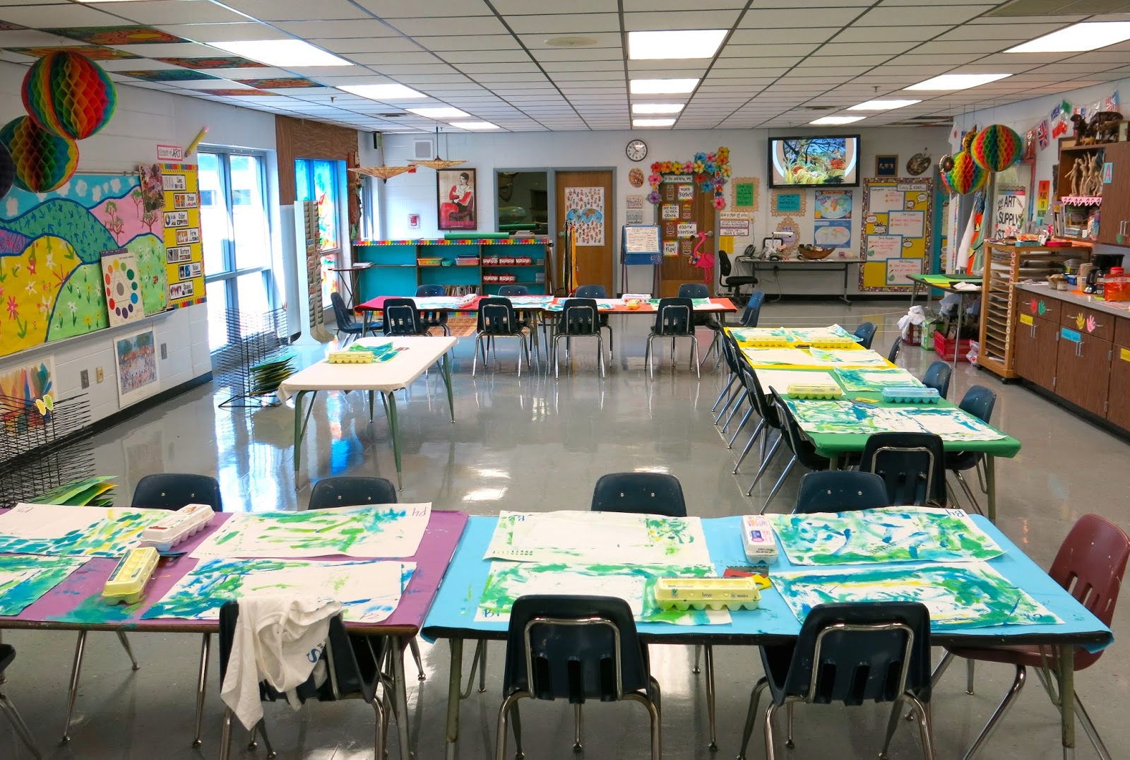 cassie-stephens-in-the-art-room-first-day-s-of-art