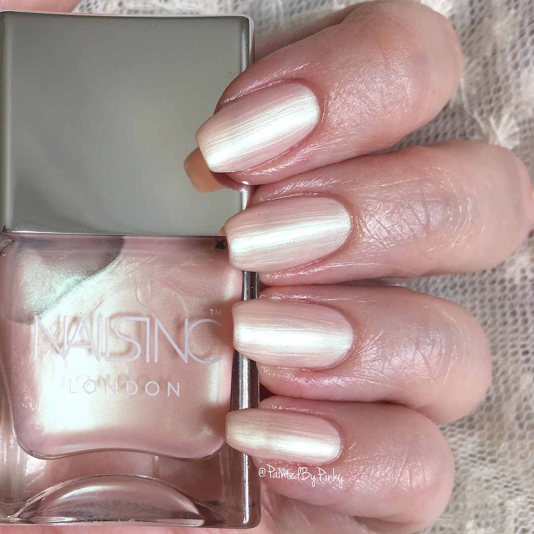 Pinky Nails Inc / You can see how to get to pinky nails inc on our