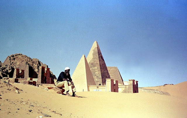 Σήμα κινδύνου για τις εκατοντάδες εντυπωσιακές πυραμίδες του Σουδάν