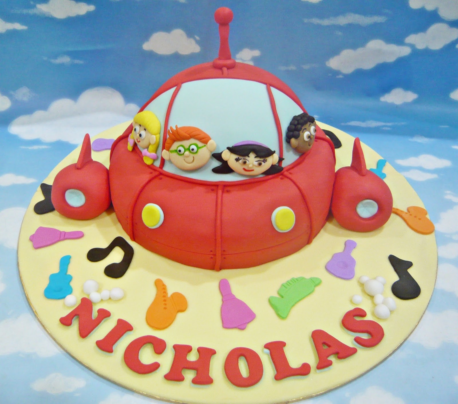 Jenn Cupcakes & Muffins Little Einstein Rocket Ship Cake